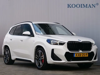 BMW X1 xDrive25e M-Sport Pro 245 Pk Automaat Navi / DAB / Apple Carplay / Camera's / Stoelverwarming