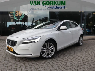 Volvo V40 1.5 T2 Inscription Automaat, leder, panodak, sportstoelen R-design uitgevoerd