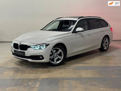 BMW 3-serie Touring 318i Luxury | SCHUIF/KANTEL | SHADOW LINE | XENON | STOELVERWAMING
