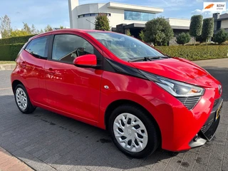 Toyota Aygo 1.0 VVT-i x-play automaat 35000 km !! airco