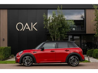 MINI 5-deurs 2.0 Cooper S F1 Aut. | JCW-Trim | Navi | Panorama | H&K | Head-Up | Camera | 18"LM | Ch