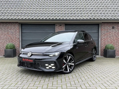 VOLKSWAGEN GOLF GTE 1.5 E HYBRID 272PK PANO VIENNA LEDER HUD IQ