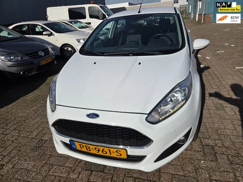 Ford Fiesta 1.5 TDCi Style Ultimate Lease Edition 100% goed