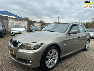 BMW 3-serie Touring 318i Corporate Lease Luxury Line CLIMA/ CRUISE/ NAVI!