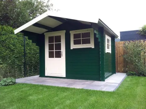 Tuinhuis-Blokhut 3026: 300 x 250 x 236(h) cm