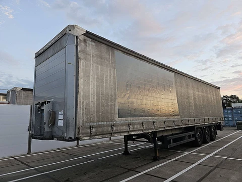 SCHMITZ SCB*S3T | 3 AXLES | SLIDING ROOF