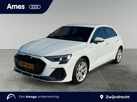 Audi A3 Sportback 35 TFSI 150pk S edition Elektrisch bedienbare achterklep / Stoelverwarming / Achte