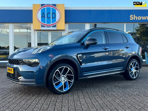 Lynk & Co 01 1.5 261pk PHEV 7DCTH | Orig.NL | PanoramaDak | 360 graden Camera | Carplay |