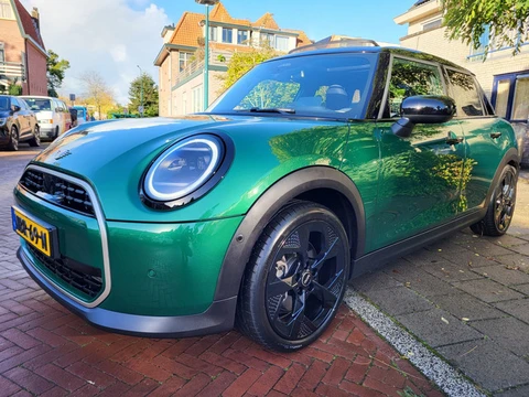 Mini 5-Deurs 1.5 Cooper C Classic S garantie mogelijk tm 2034