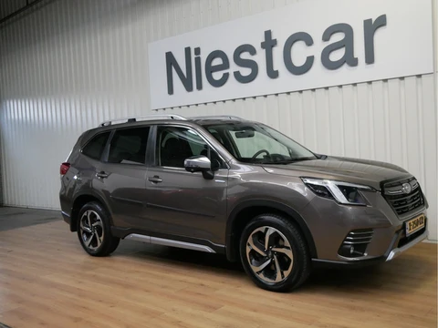 Subaru Forester 2.0i e-BOXER Premium Eye-Sight / Navigatie / Apple Carplay en android auto