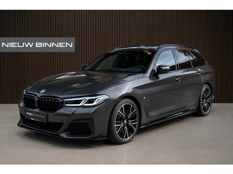 BMW 5 Serie Touring 530e xDrive Business Edition Plus M Sport | M Performance | Panoramadak | Harman
