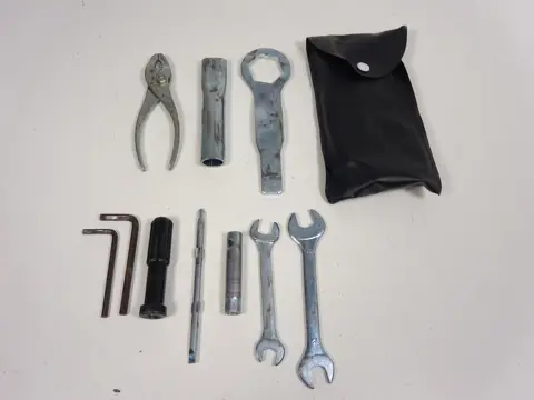 GEREEDSCHAPSET Kawasaki ZZR 1400 2005 - 2011