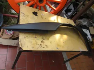 Front left fender Ferrari Testarossa