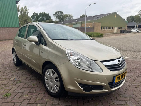 Opel Corsa 1.4-16V Business nieuwe apk