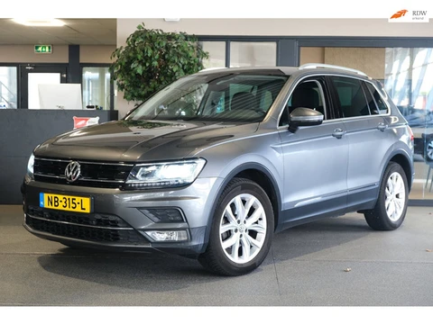 Volkswagen Tiguan 1.4 TSI ACT Highline DSG 150 PK Navi ACC Virtual PDC CAM Trekhaak