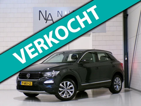 Volkswagen T-Roc 1.5 TSI Sport "1e eigenaar" Stoelverwarming Apple-Carplay Parkeersensoren Adaptive-
