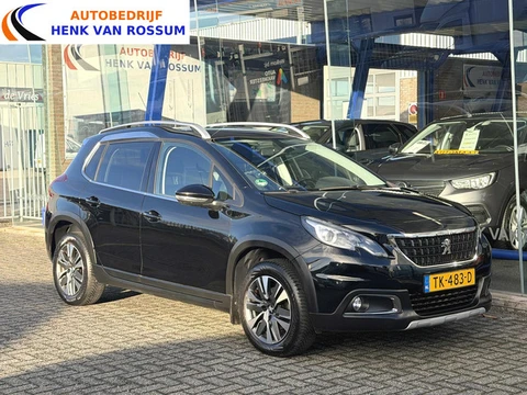 Peugeot 2008 1.2 PureTech Allure Trekhaak | Panoramadak | Carplay | Camera | NAP