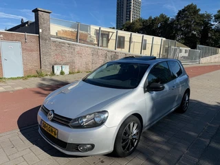 Volkswagen Golf 1.4 TSI Highline Automaat Schuifdak N.A.P