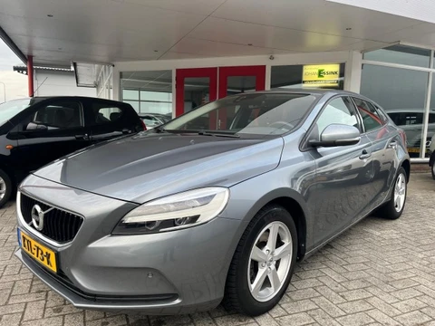 VOLVO V40 2.0 T2 Momentum  122 PK  Led Koplampen  Navi  Bluetooth  Onderhoudshistorie