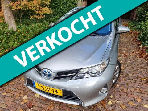 Toyota Auris Touring Sports 1.8 Hybrid Lease Panoramadak