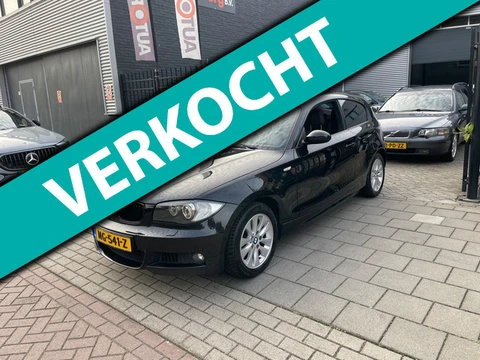 BMW 1-serie 116i Sport Airco PDC NAP APK 1 Jaar