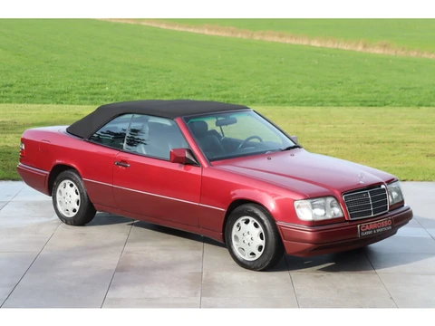 Mercedes-Benz E-Klasse E220  Cabriolet W124 - Only 96.616 KM