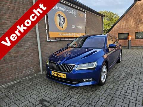 Škoda Superb Combi 2.0 TDI Style Business (bj 2017)