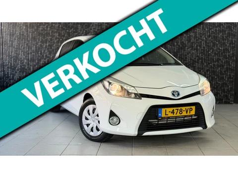 Toyota Yaris 1.5 Full Hybrid Aspiration Automaat | Navi | Camera