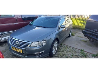 Volkswagen Passat Variant 3.2 V6 Highline 4M