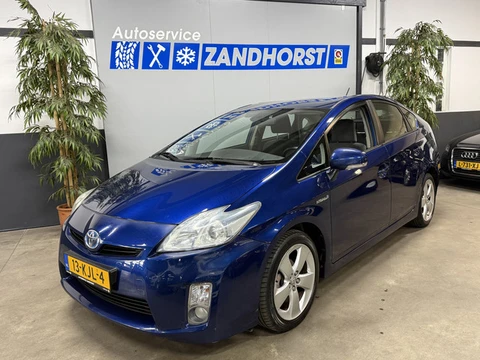 Toyota Prius 1.8 Aspiration // Cruise // 17 inch // Ecc