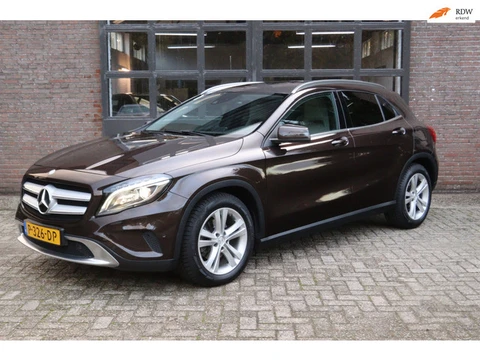 Mercedes-Benz GLA-klasse 200 Edition1CC|AC|CAM|PDC NIEUW APK