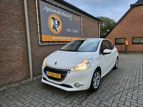 Peugeot 208 1.0 VTi Active (tik in de motor) (bj 2013)
