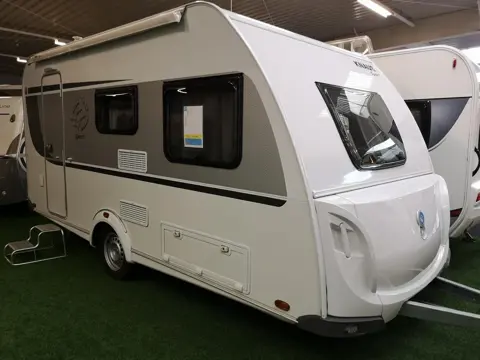 Knaus 420 QD Sport (2017)