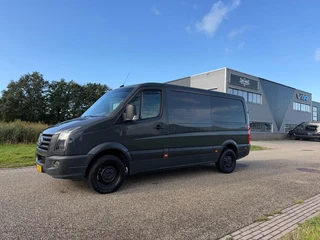 Volkswagen Crafter 32 2.0 TDI L2H1 BM Chauffeurs pakket!