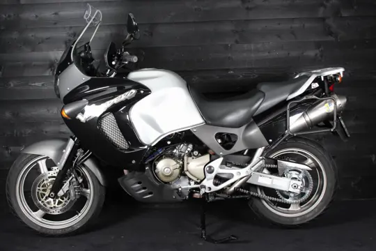 Honda XL 1000 V Varadero (2002)