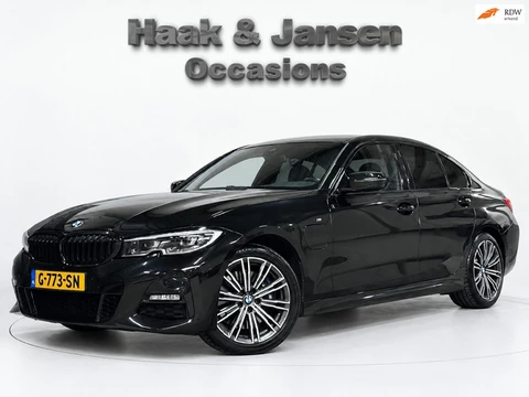 BMW 3-serie 330e eDrive Edition M-Pakket Harman Kardon Stoelverwarming Leer
