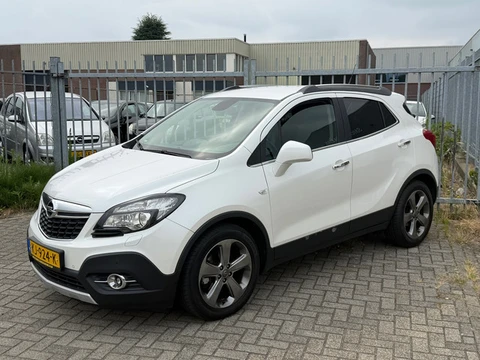 Opel Mokka 1.4 T Cosmo 140PK! Wit metallic l Navi l Leer l Airco l Stoel&stuurverwarming l CRUISE l 