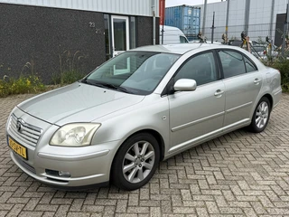 Toyota Avensis 1.8 VVTi Linea Luna 2006 CLIMA