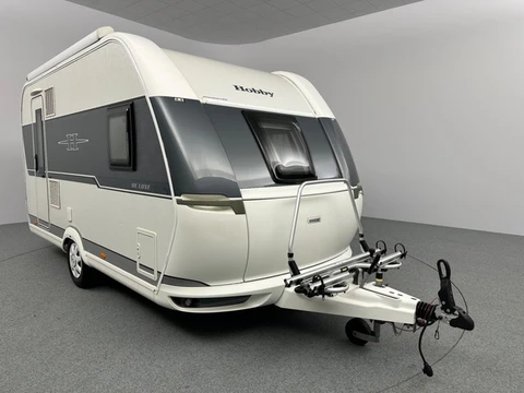 Hobby De Luxe 400 SFe Cassetteluifel Voortent Fietsendrager