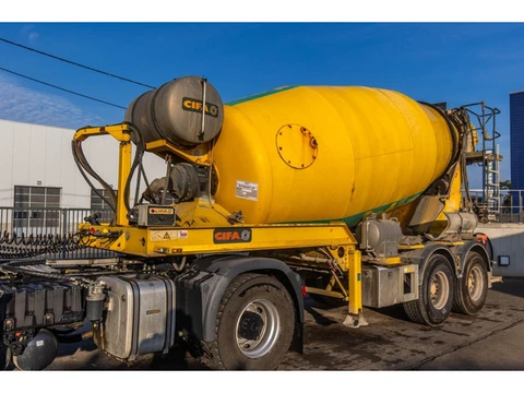 CIFA BETON MXER/MALAXEUR/MISCHER 12M3 (bj 2015)