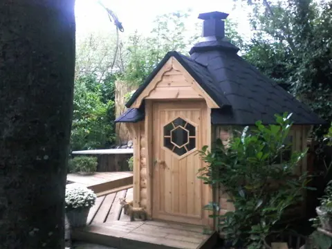 Finse Kota, Barbecuehut, Traditionele GrillHut, GrillKota