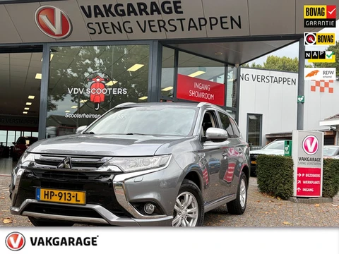 Mitsubishi Outlander 2.0 PHEV Business Edition Bovag rijklaarprijs !