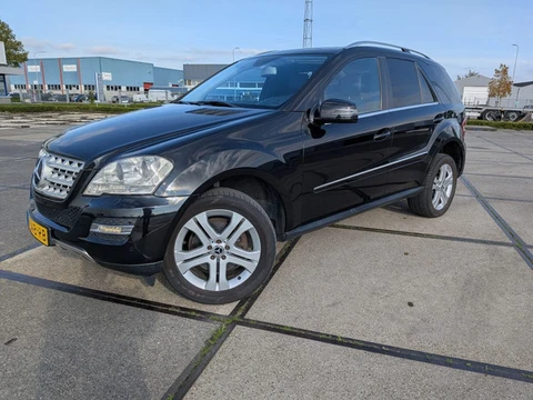 Mercedes-Benz M-Klasse 350 CDI VAN / GRIJS kenteken