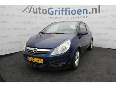 Opel Corsa 1.4-16V Enjoy prima 3-deurs met roestplek