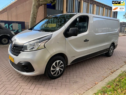 Renault Trafic 1.6 dCi T29 L2H1 / Airco / Navigatie / Cruise Control / Euro5 / PDC / Camera / 85KW=1