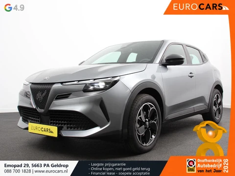 Alfa Romeo Junior Elettrica Automaat 156PK Adaptieve Cruise Control LMV 18 inch Full Led Matrix Park