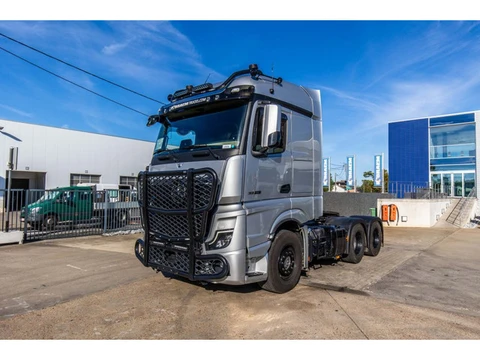 Mercedes-Benz ACTROS 3363 LS - 40.000 KM (bj 2023)
