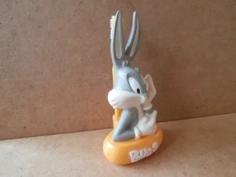 Bugs bunny 2 adv7505