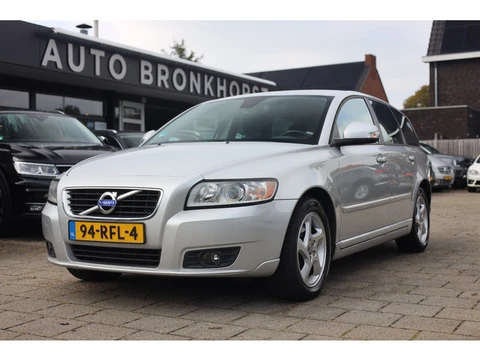 Volvo V50 2.0 SPORT I TREKHAAK I ECC | CRUISE I RIJKLAAR
