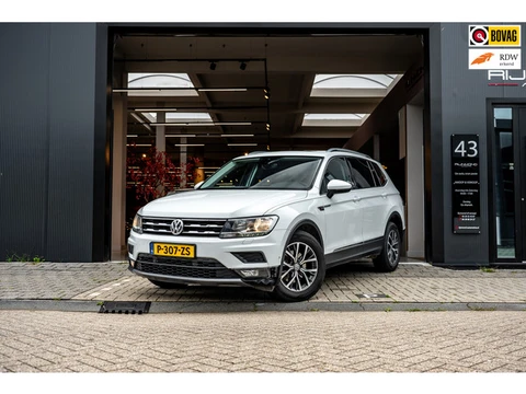 Volkswagen Tiguan 2.0 TDI 4Motion Highline Business R|Pano|Dyna-Audio|Massage|Acc|Line-Assist|Trekha